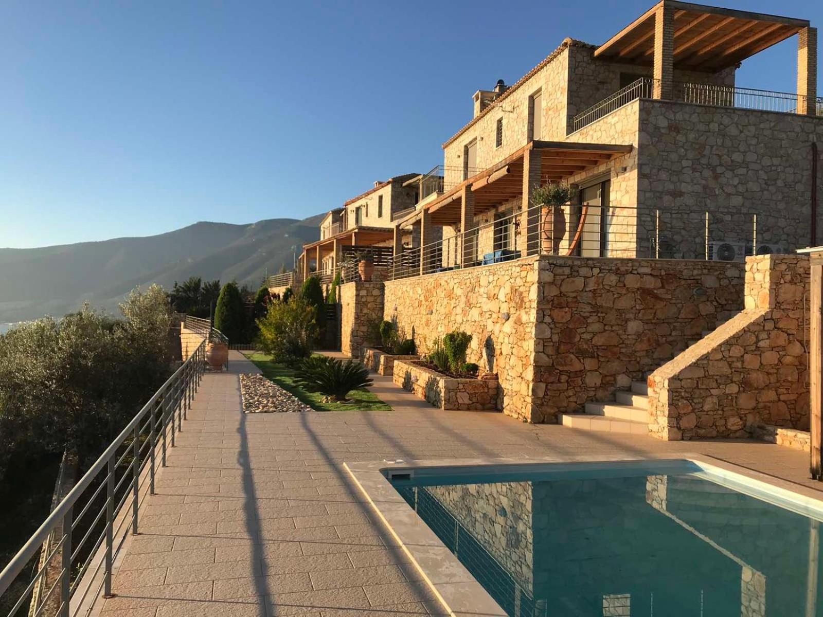 Vl Luxury Villa Kiveri Exterior photo